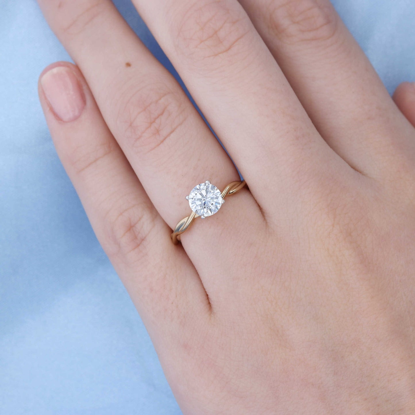 Yellow Gold Twist Solitaire Engagement Ring