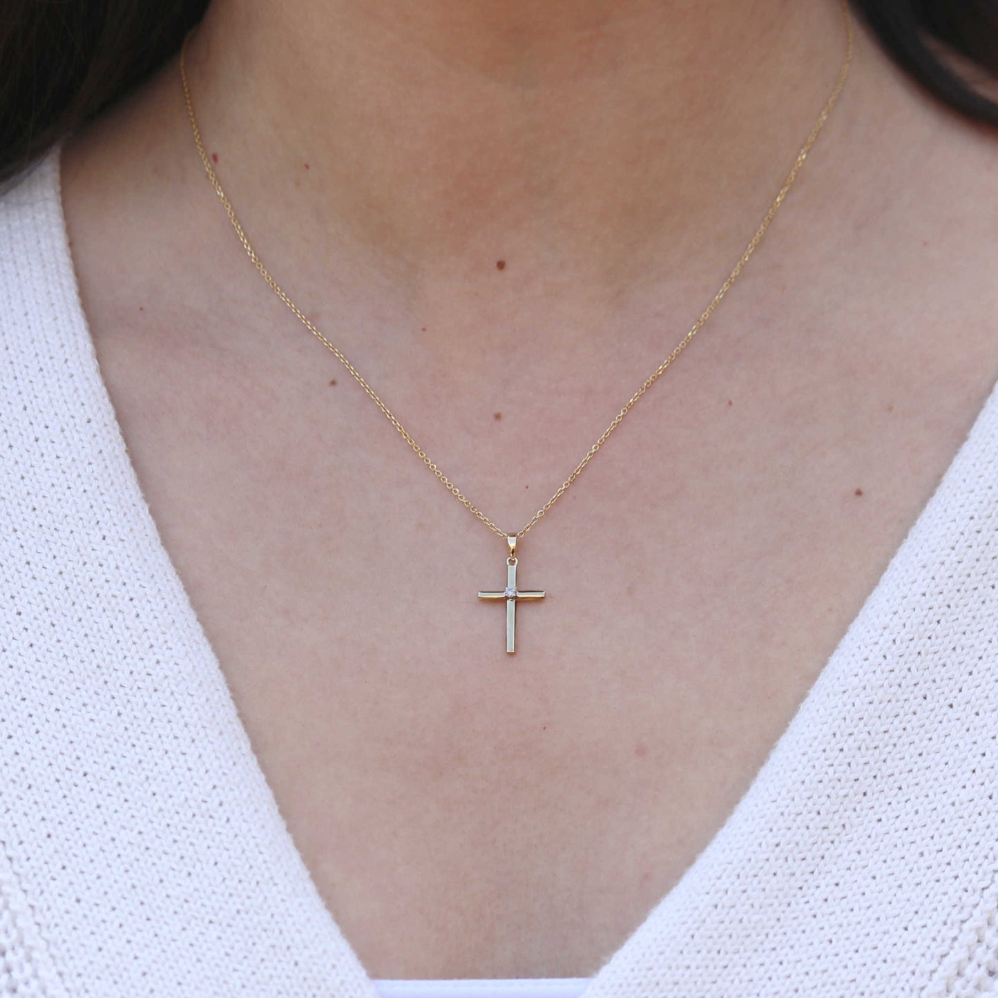 Yellow Gold Single Diamond Cross Pendant