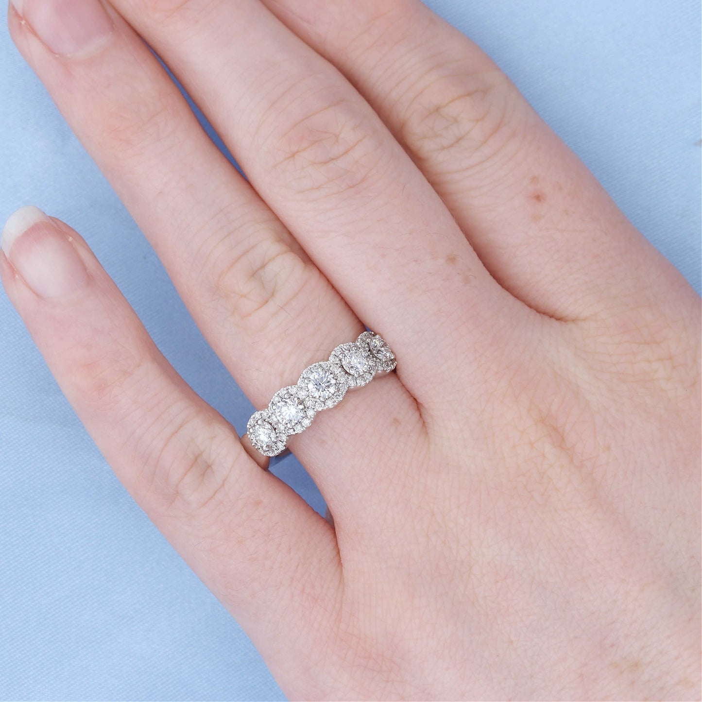 Round Halo Diamond Band
