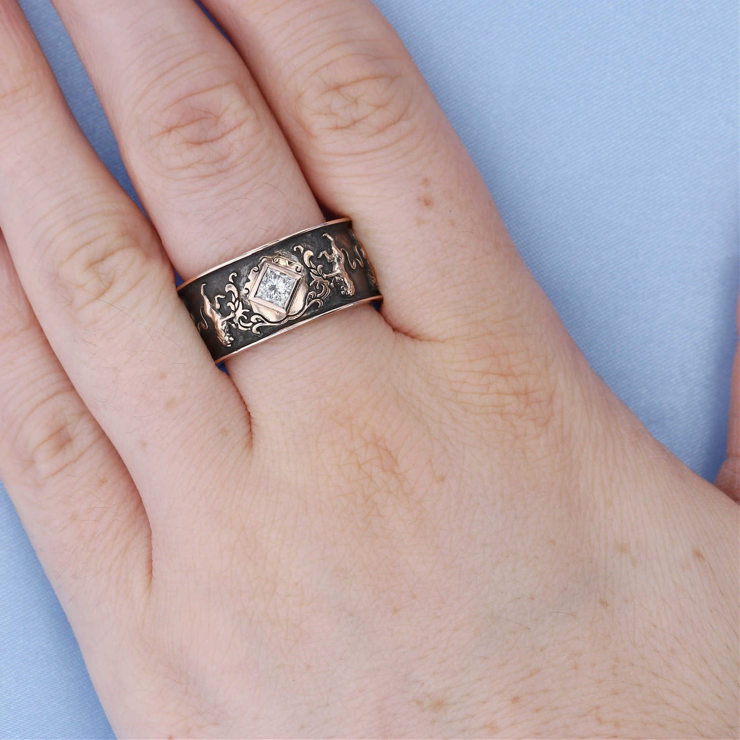 Men's Rose Gold Lion Crest Ring