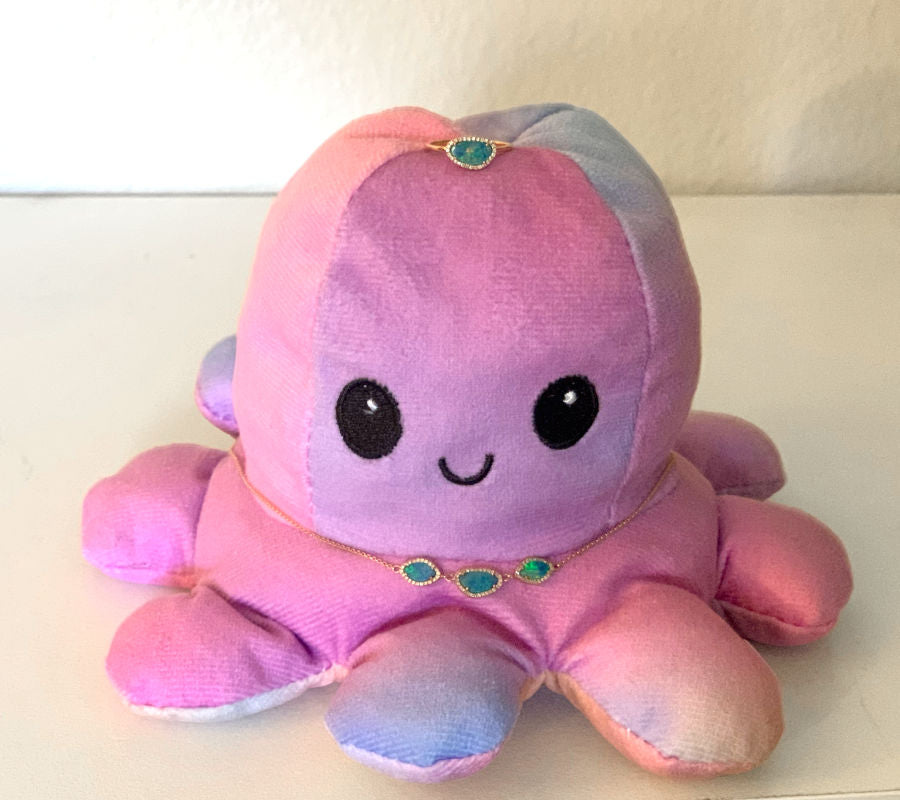 Gift giving ideas jewelry on stuffed animal