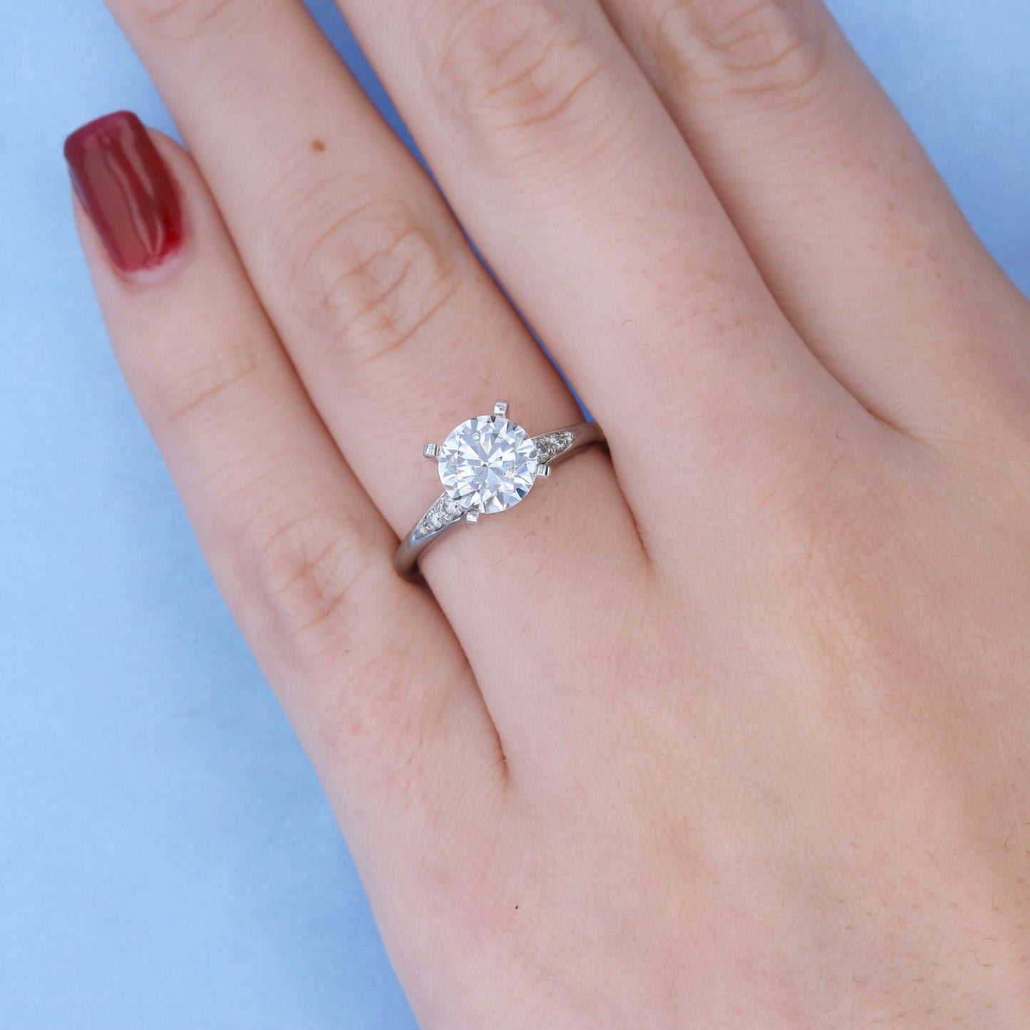 Graduated Diamond Engagement Ring