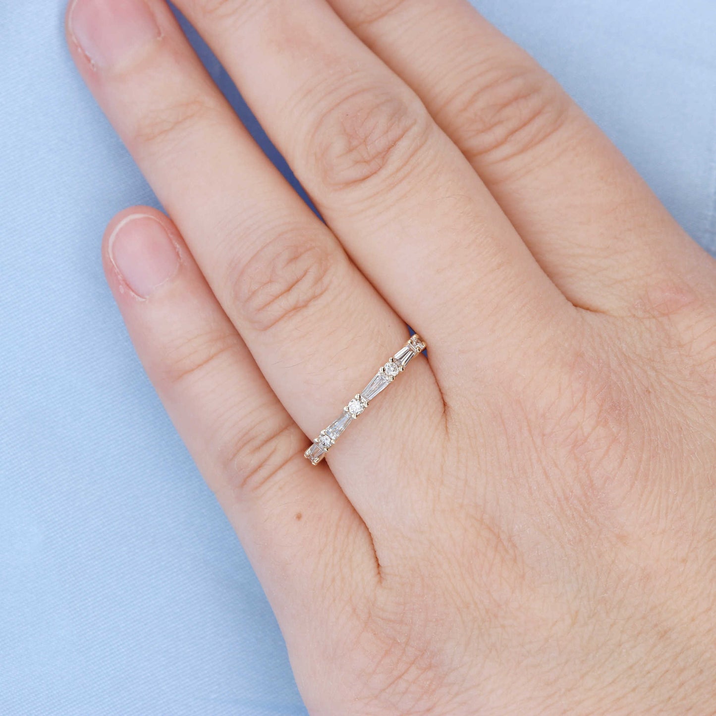 Round & Tapered Baguette Diamond Band
