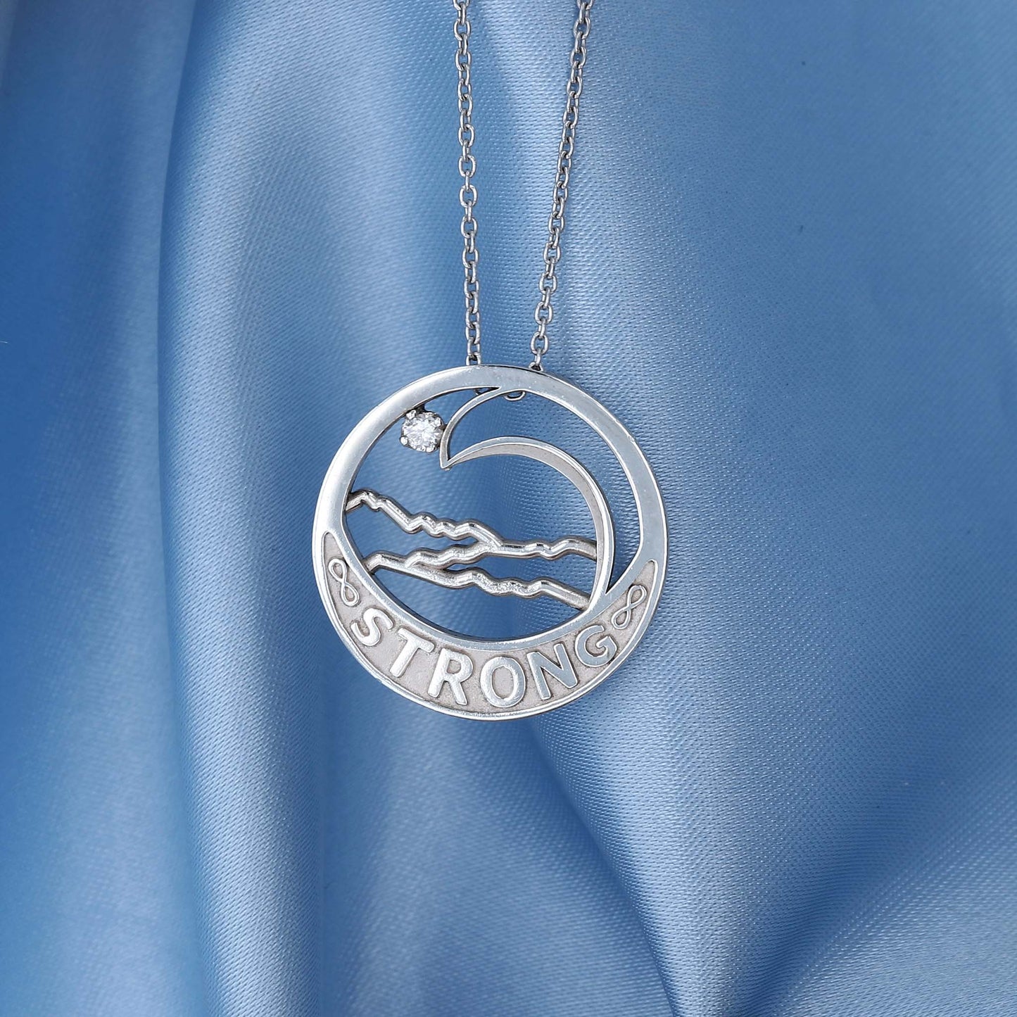 Socal Strong Diamond Necklace