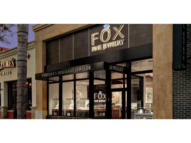 Store front of Fox Fine Jewelry in Ventura CA