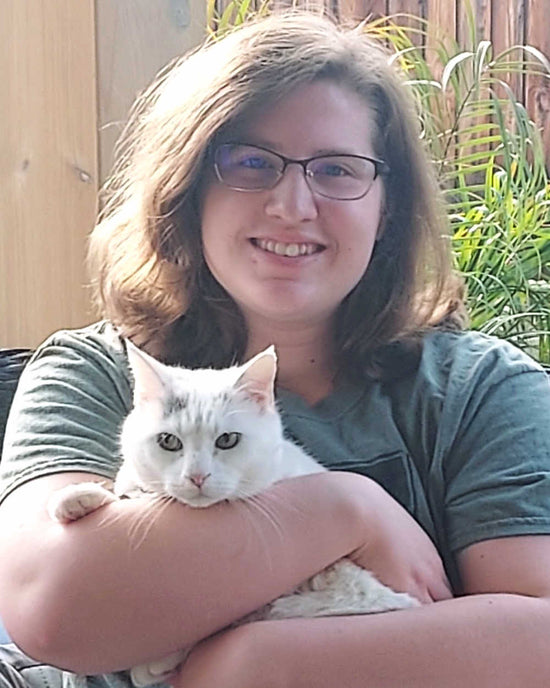 Morgan Wycoff with her cat Luna